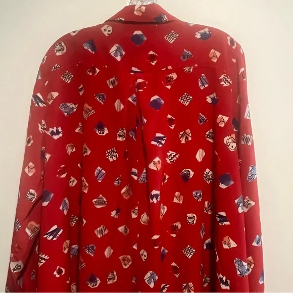 Anthropologie John Mark Silk Dog Print Tunic Playful Artistic Button Front Top - Picture 11 of 13